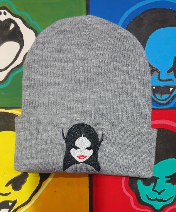 Producto - Gorrito pioja  gris