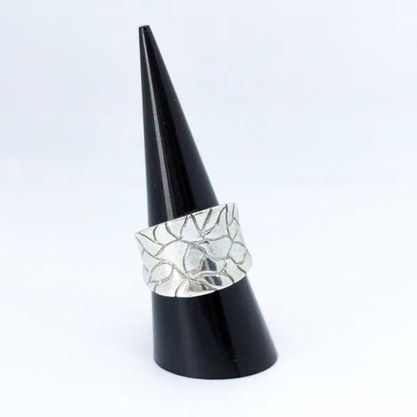 Producto - Anillo ancho calado, talle 19