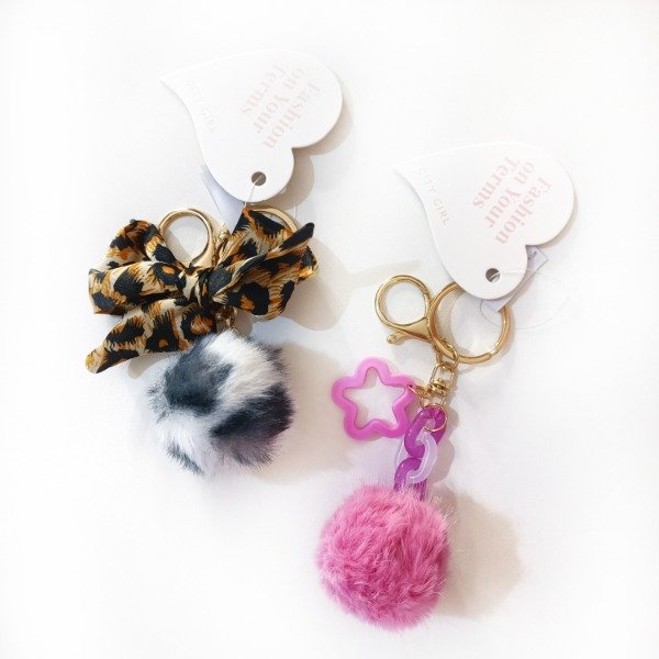 Producto - LLAVERO POMPON