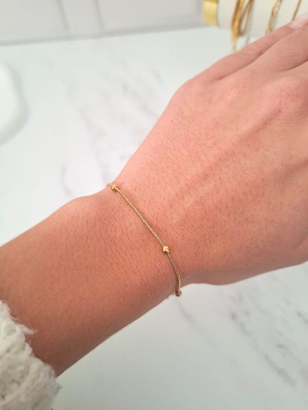 Producto - Pulsera dorada Bolitas