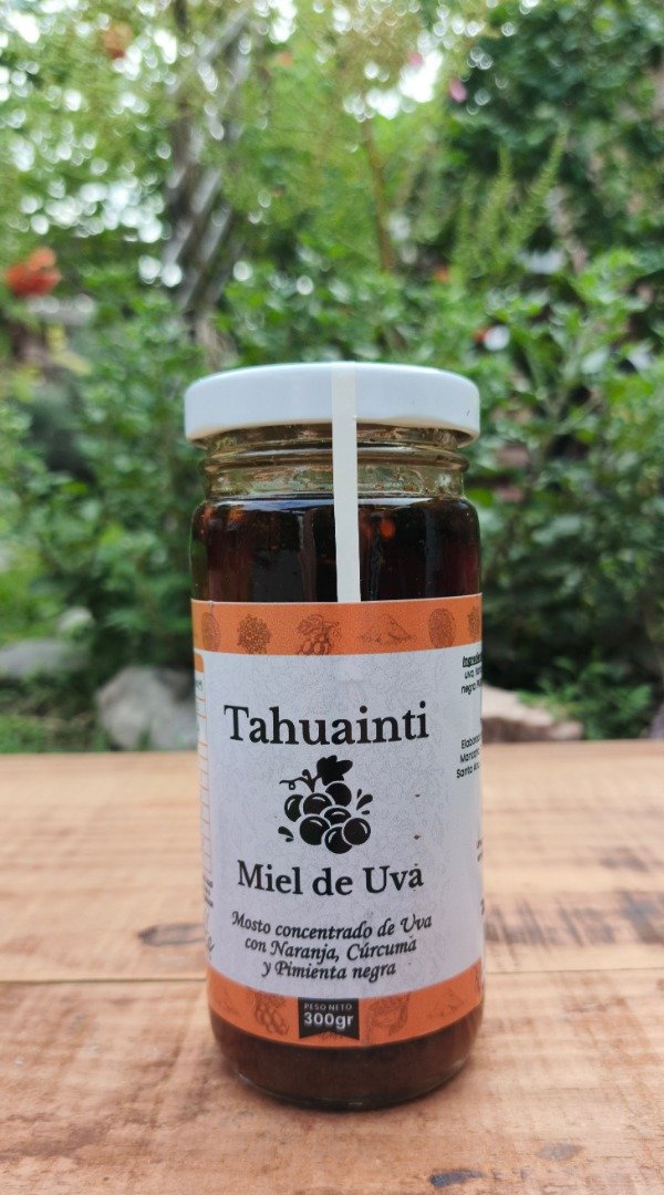 Producto - MOSTRO CONCENTRADO DE UVA CON NARANJA, CURCUMA Y PIMIENTA NEGRA