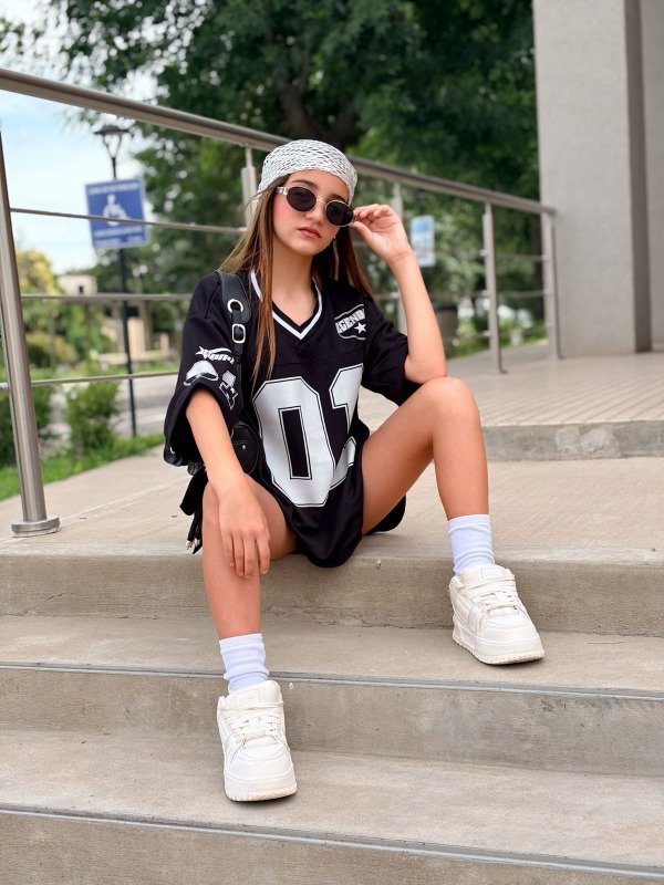 Producto - CAMISETA LEGENDARY negra