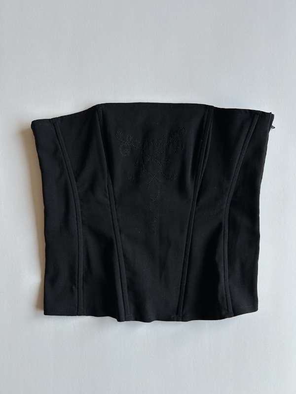 Producto - corset negro
