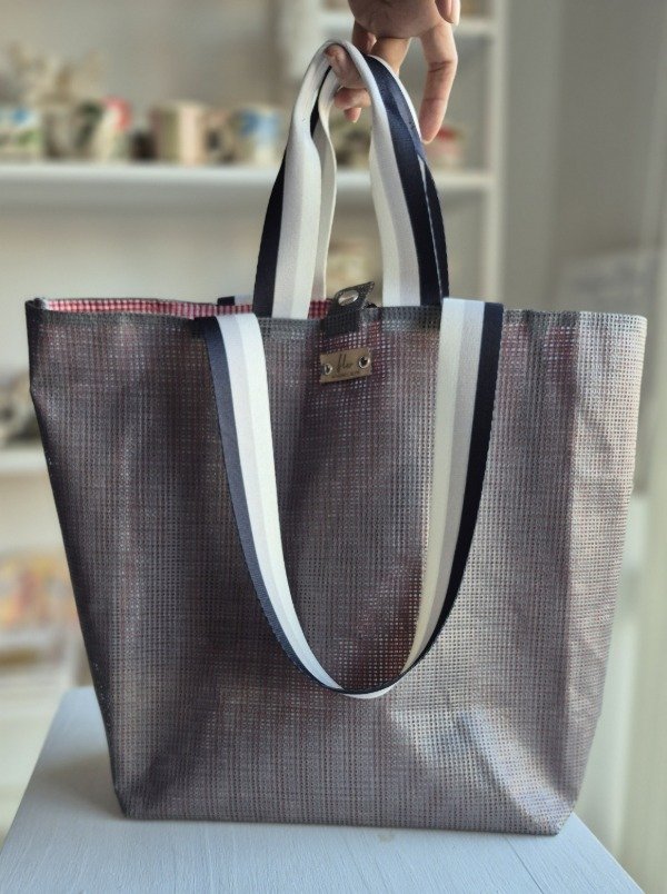 Producto - Bolso Mediano Gris/Cuadrillé