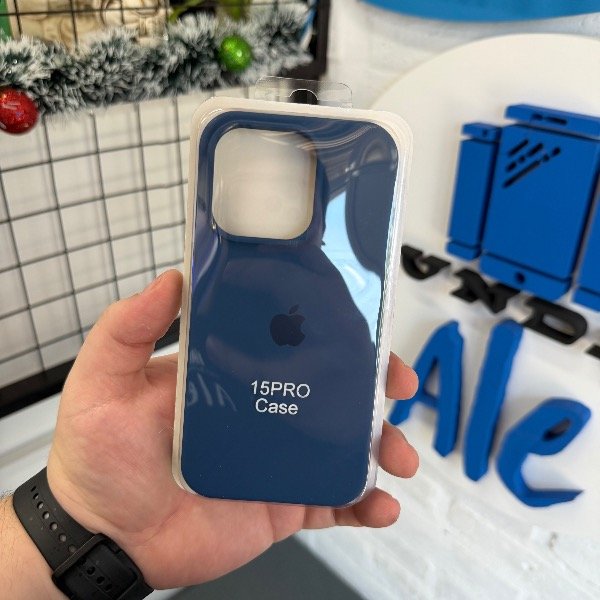 Producto - Silicone Case Azul Oscuro - iPhone 15 Pro