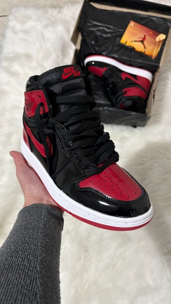 Producto - JORDAN RETRO 1 BRED PATENT - 1