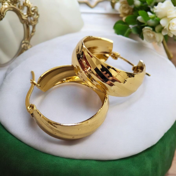 Producto - Aros dorados anchos diseño