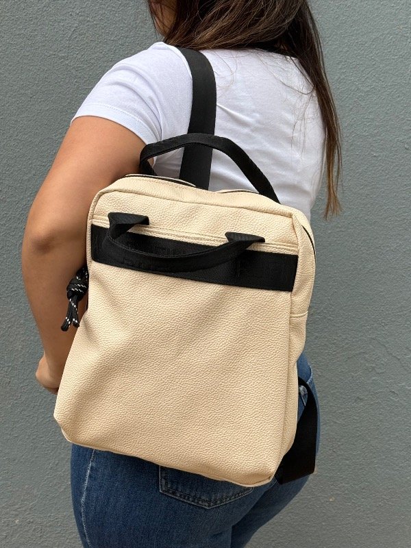 Producto - Mochila Lula cuero color crema - 2
