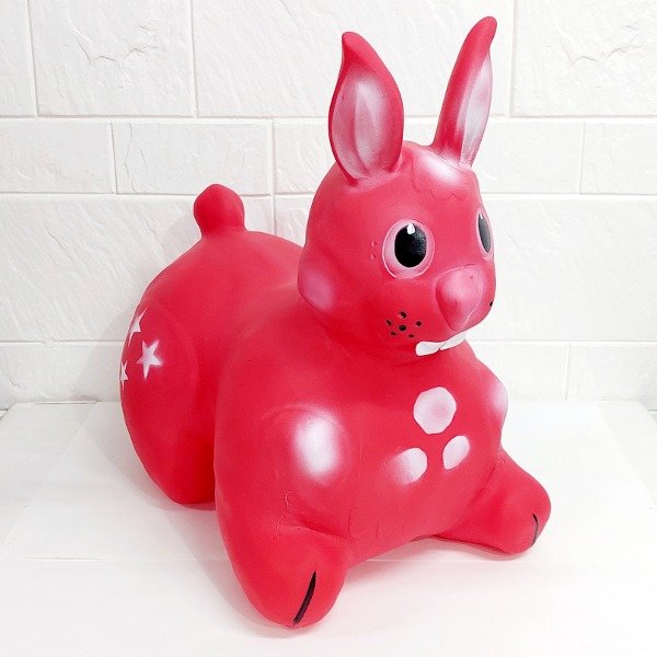 Producto - Conejo Saltarín Rojo