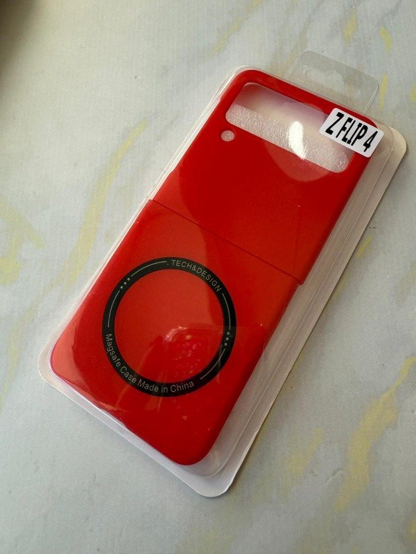 Producto - Magsafe silicone Flip 4 rojo