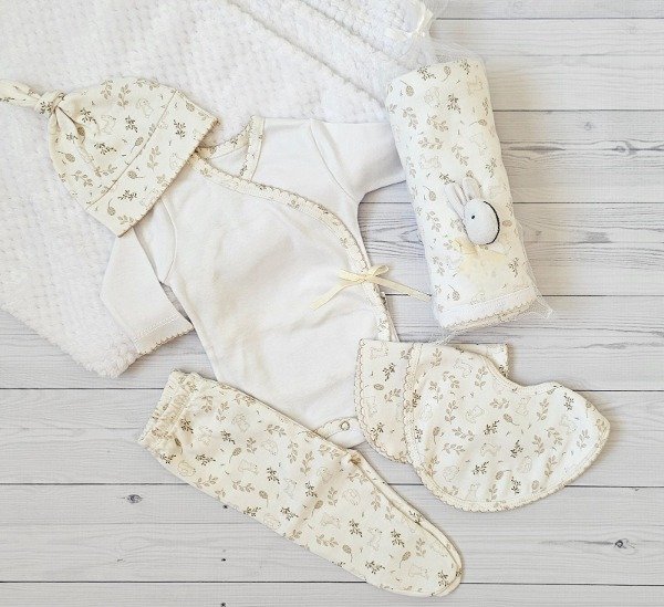 Producto - AJUAR BODY- BATITA camelia BEIGE