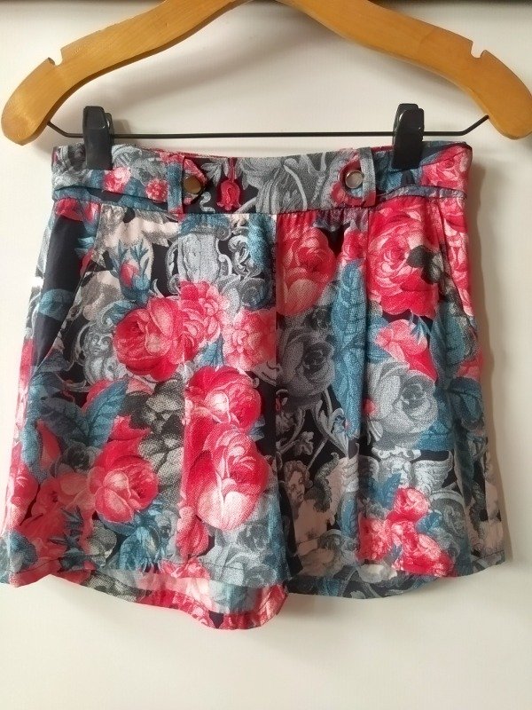 Producto - Short Las Pepas T36/38