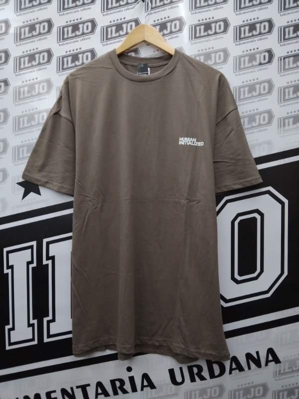 Producto - REMERA BRT OVER HUMAN MARRON