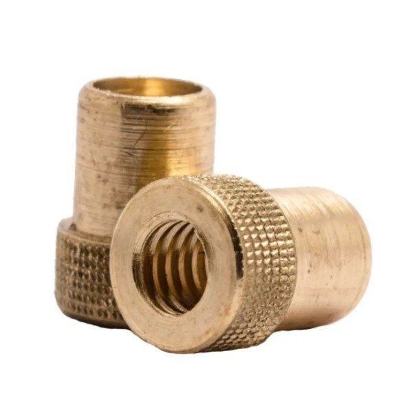 Producto - Adaptador de valvula gomin a auto