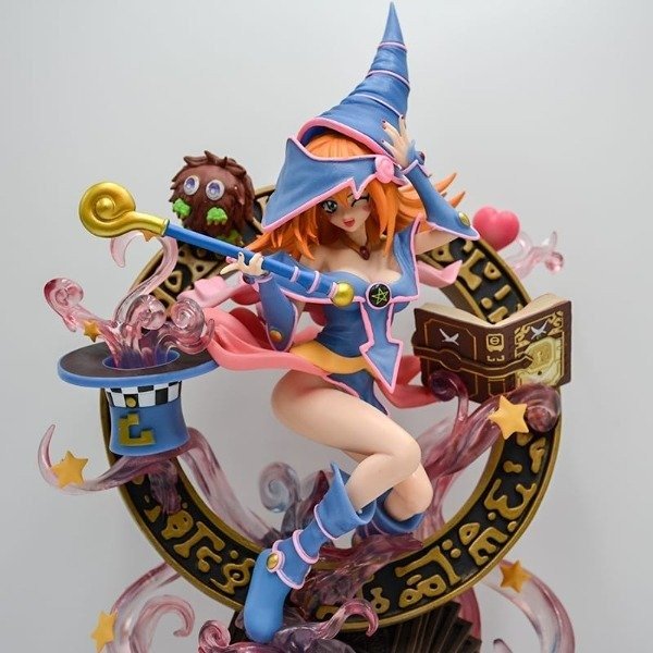 Producto - Figura Diorama Maga Oscura y Kuribo con intercambio de rostro YU GI OH (36cm)