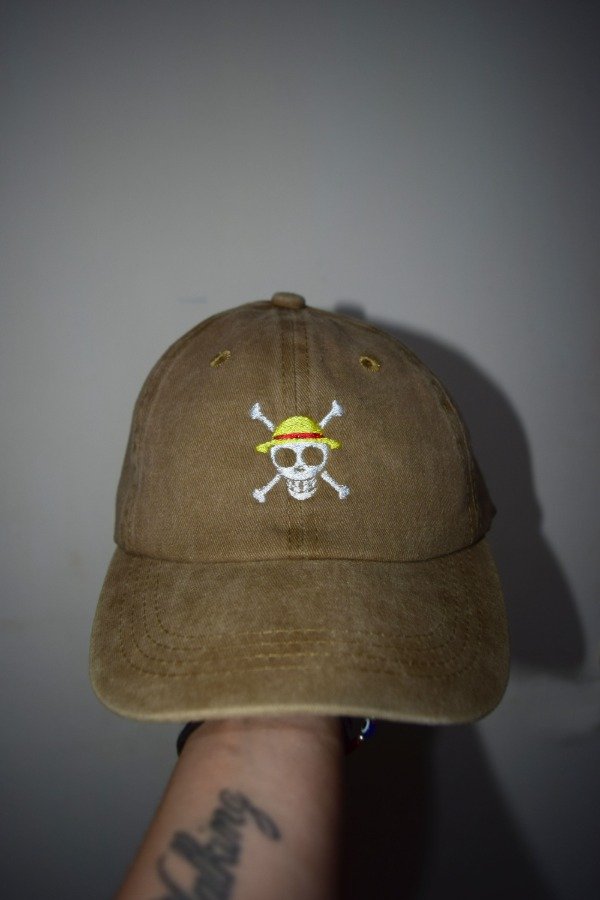 Producto - gorra one piece baige