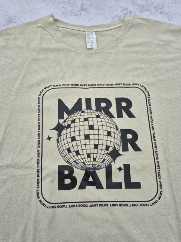 Remera mirrorball promo