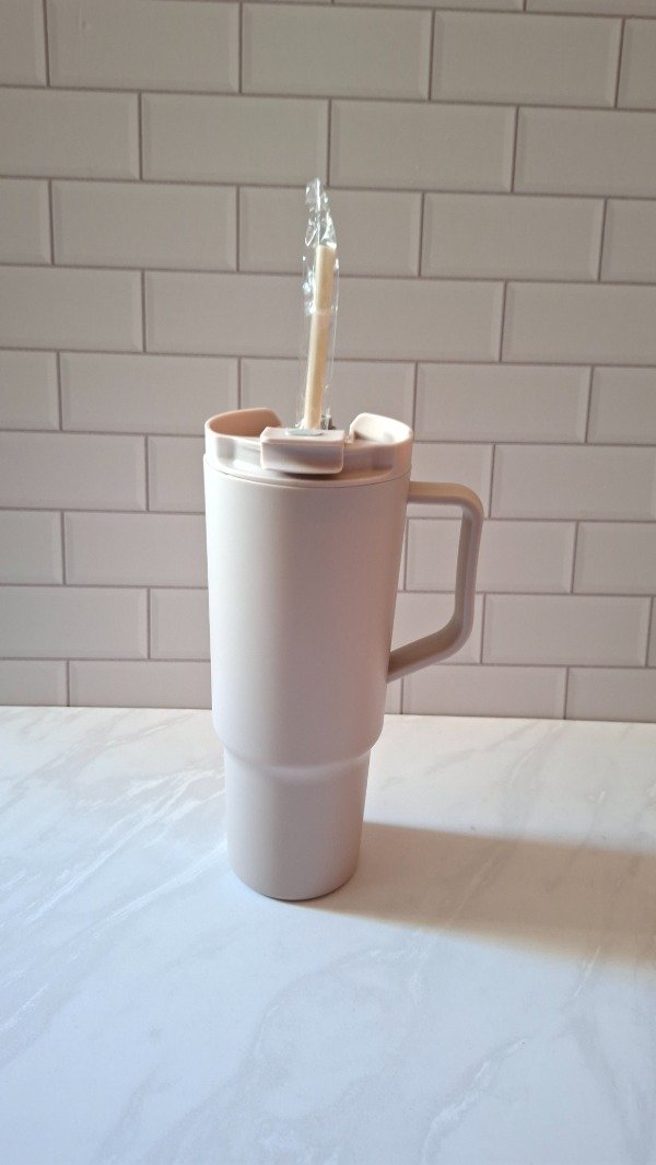 Producto - Jarro con asa y sorbete 1,2L beige