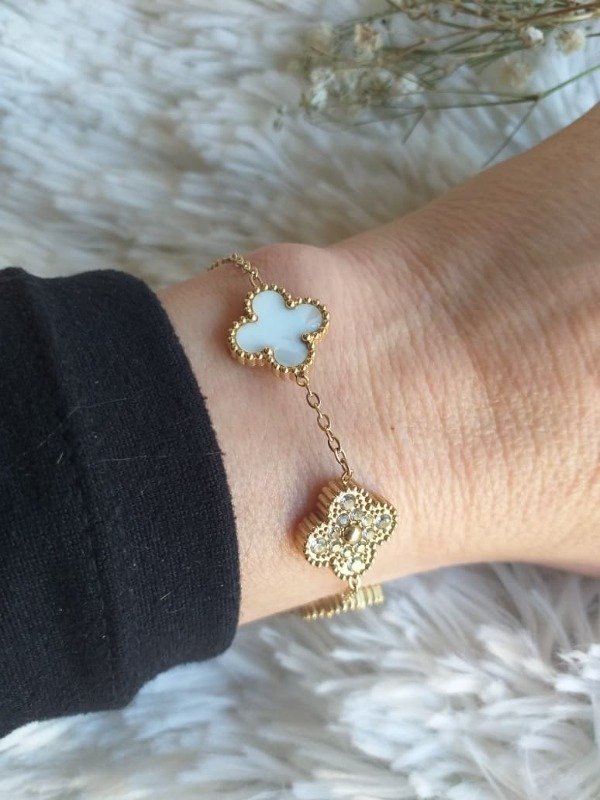 Producto - ADP0041 Pulsera Cinco tipo Van Cleef Nácar Strass