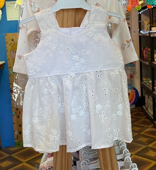 Producto - Vestido y bombachudo reni ranita broderi con volados talle 1