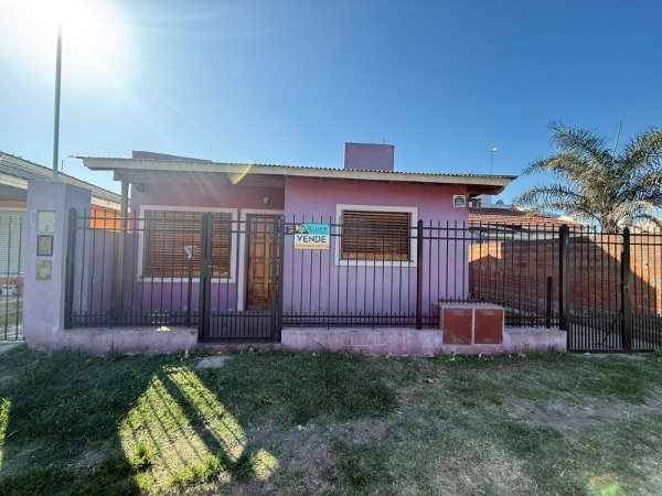 Producto - Casa con departamento en venta (Necochea)
