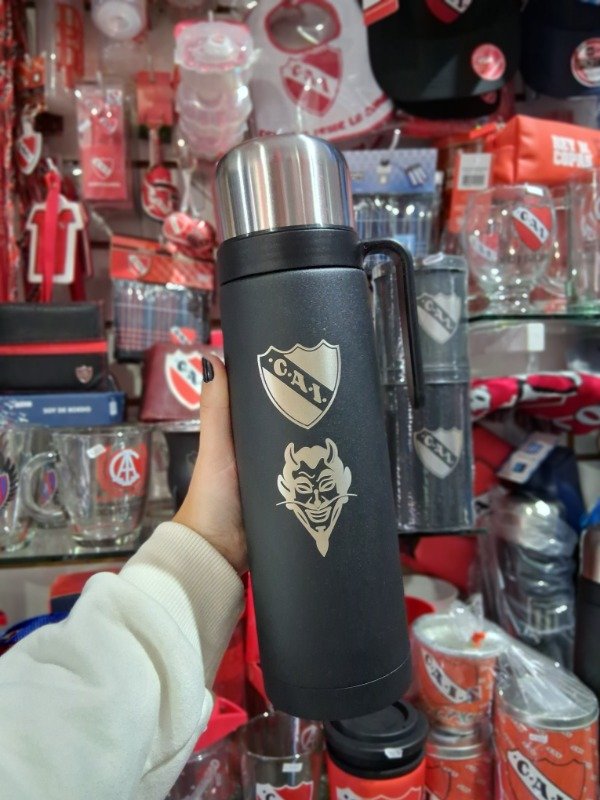 Producto - Termo con manija Independiente negro