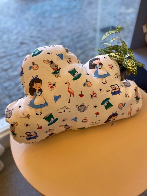 Producto - Almohadón nube Alicia