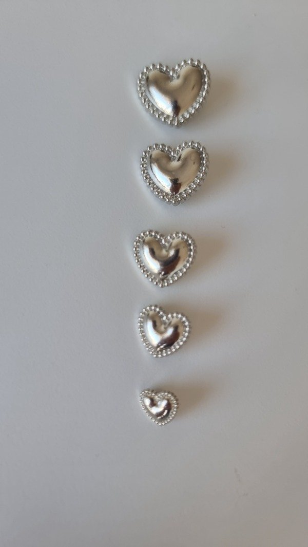 Producto - Botón metal CORAZÓN plateado (VARIAS MEDIDAS)
