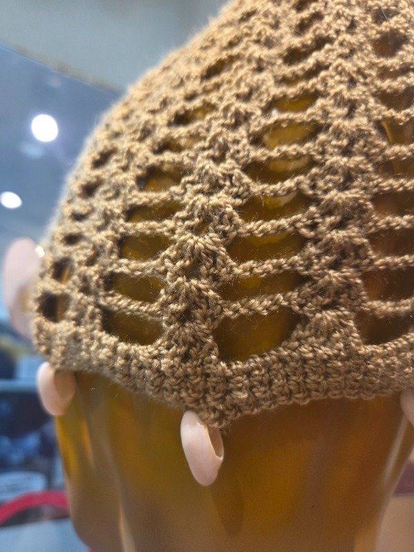 Producto - Gorro crochet natural o almendra UNICOS - 12000 Ef