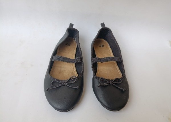 Producto - BALERINAS MARCA HYM TALLE 32