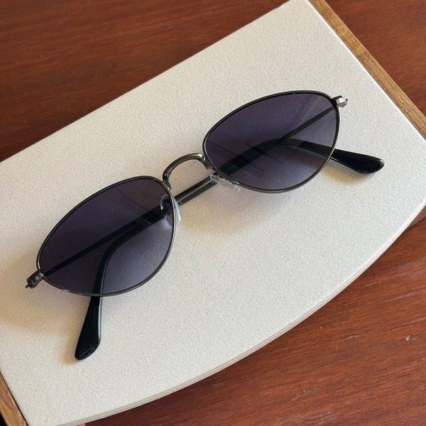 Producto - Lente de sol chico vidrio oscuro