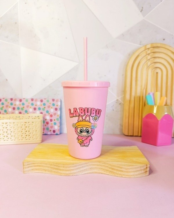 Producto - Vaso con sorbete Labubu