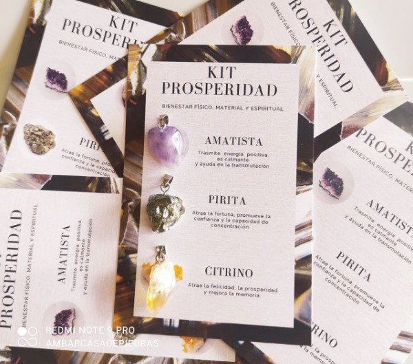 Producto - Kit de dijes de piedras naturales - kit prosperidad