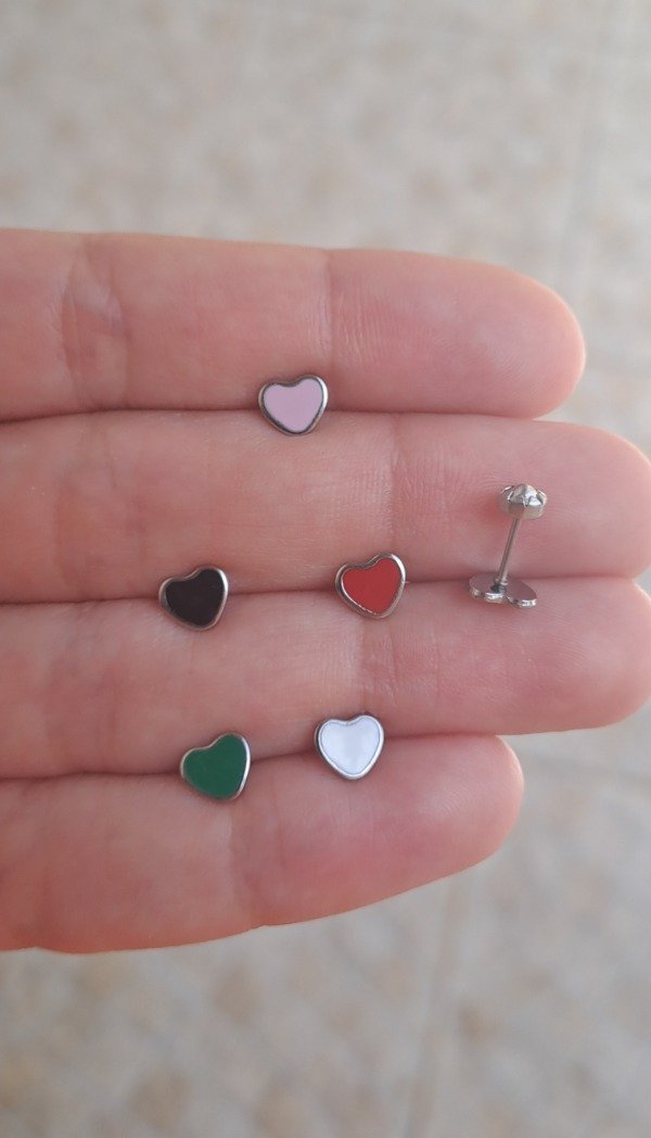 Producto - Abridores de Acero Corazones Esmaltados 6mm (par en cajita)