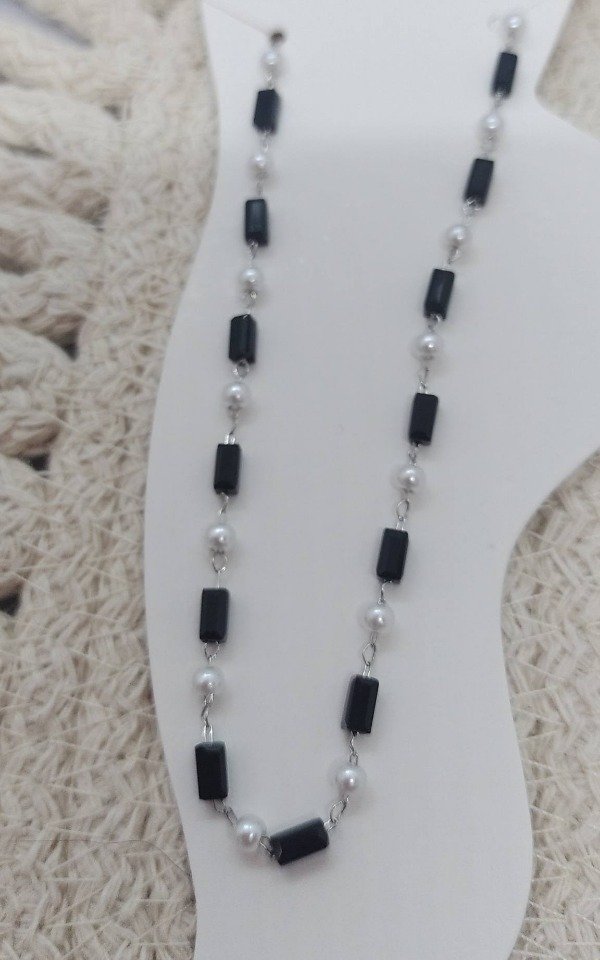 Producto - Canutos negros y perlas