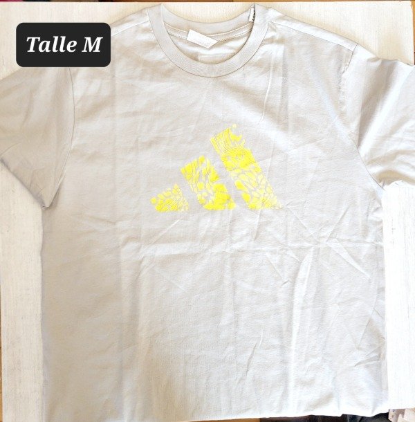 Remera manga corta adidas talLe M