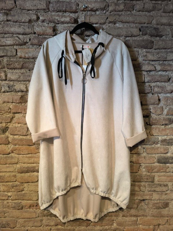 Producto - Capsula / Campera Gamuzada Italiana / Talle Único