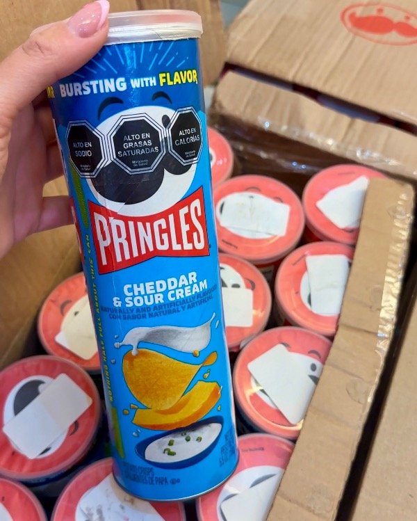 Producto - Pringles cheddar and sour cream USA
