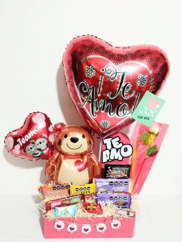 Producto - Arreglo de globos con golosinas y luz led