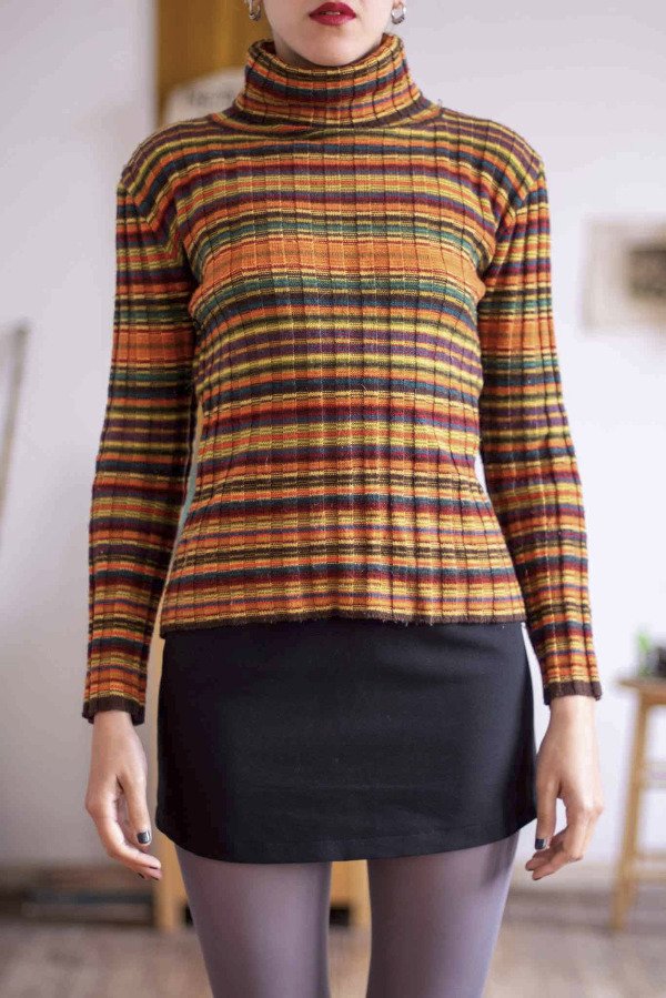 Sueter Orange Lines Talle: L- — imagen 2
