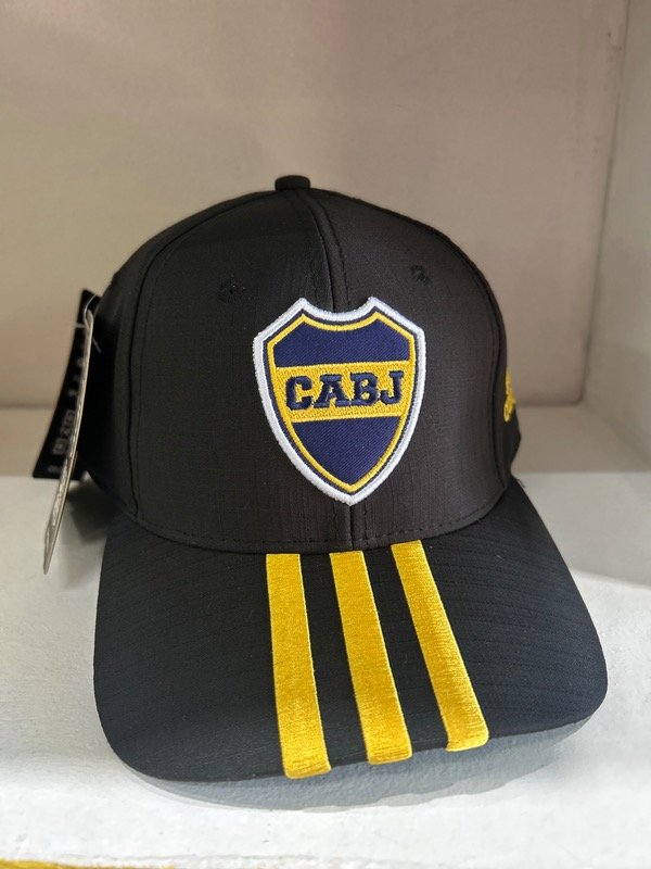 Producto - Gorra con escudo nuevo