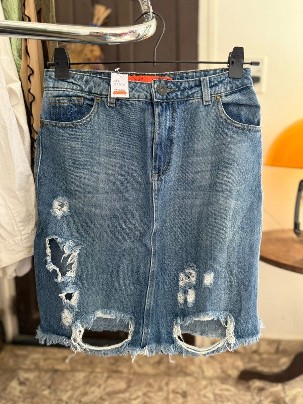 Producto - POLLERA JEAN ALTA