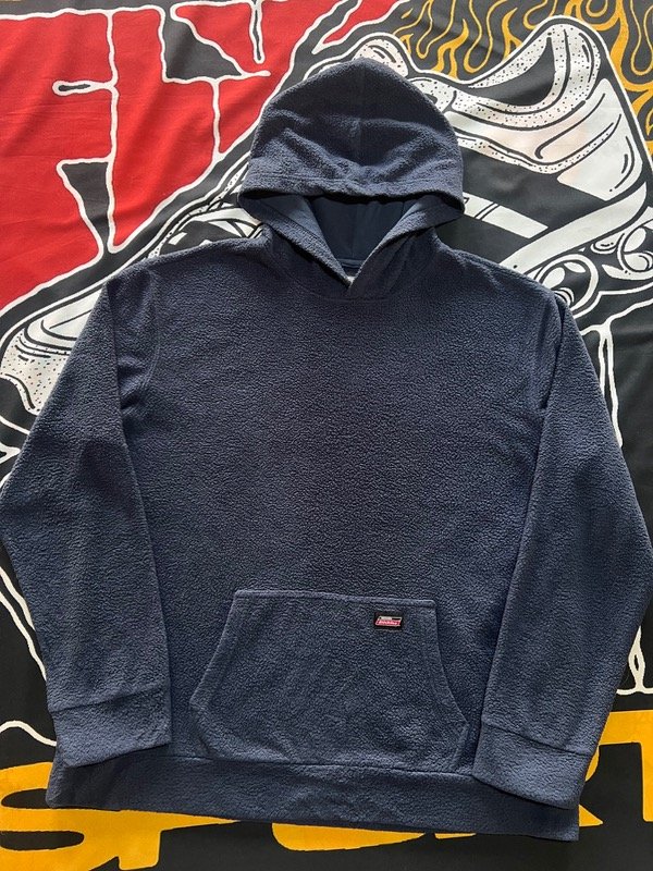 Producto - Buzo canguro Dickies sherpa. Talle XL