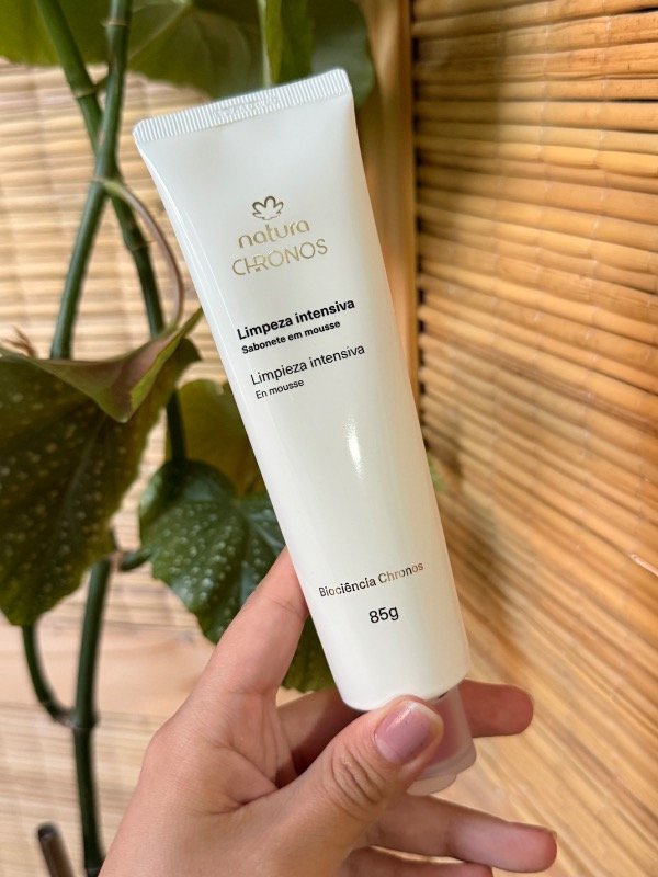 Producto - Mousse de limpieza intensiva. Chronos derma 85g