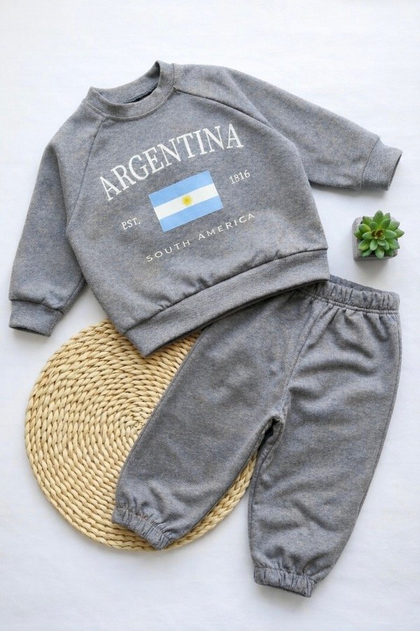 Producto - CONJUNTO ARGENTINA GRIS (BUZO + PANTALÓN BAGGY)