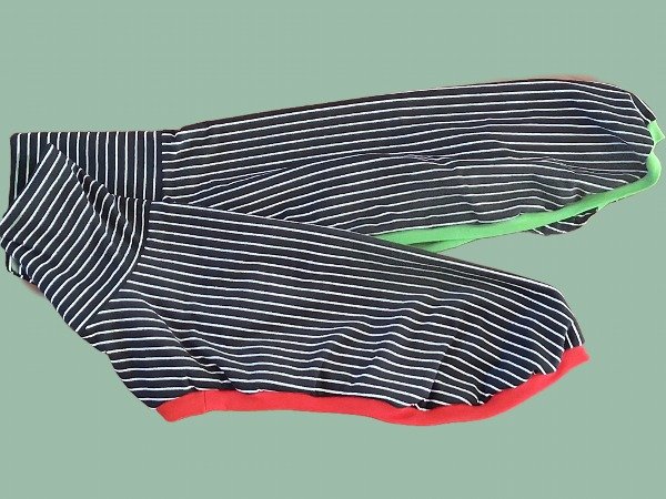 Producto - JONY NEGRA CON RIB VERDE