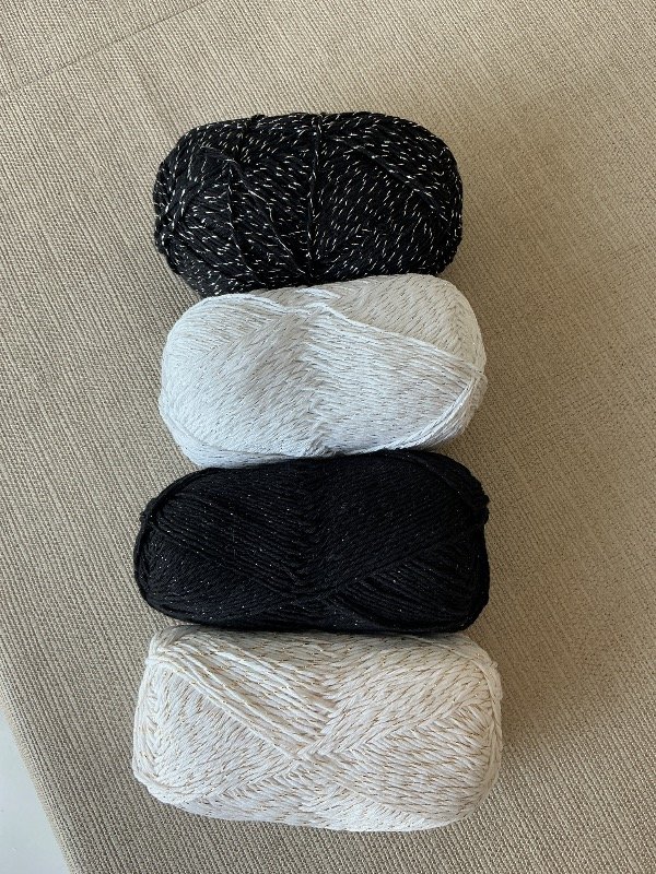 Producto - Hilo de algodón 8/6 con lurex ovillado 100 grs