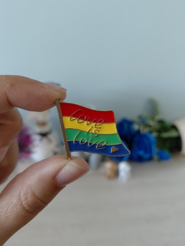 Producto - Pin metalizado - Bandera LGBT #0916