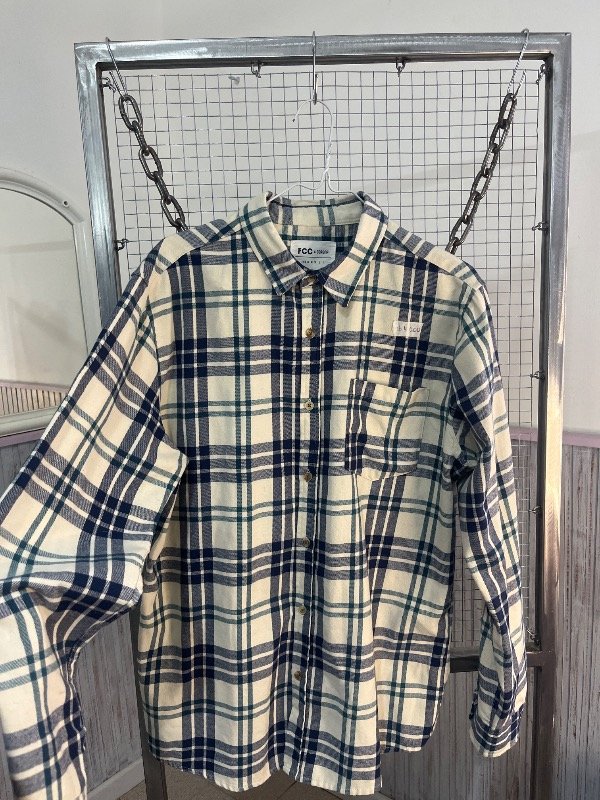 Producto - Camisa //corona// talle M
