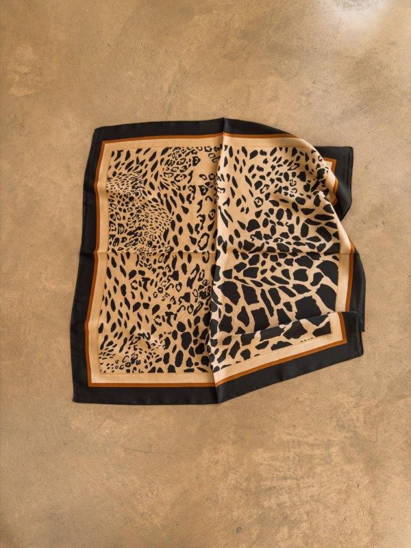 Producto - PAÑUELO BEA - M